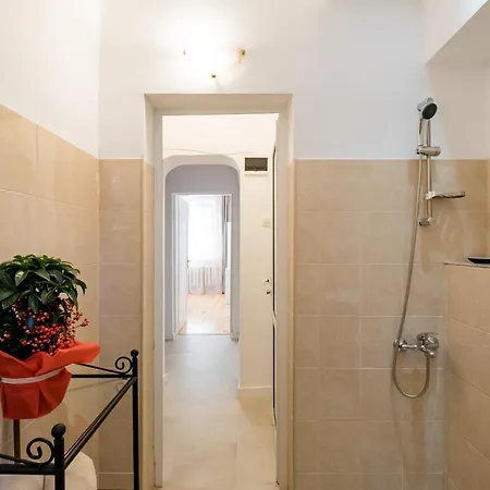 Spacious 3 Bedroom In Sofia's Center *