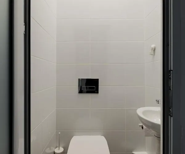 Spacious 3 Bedroom In Sofia's Center